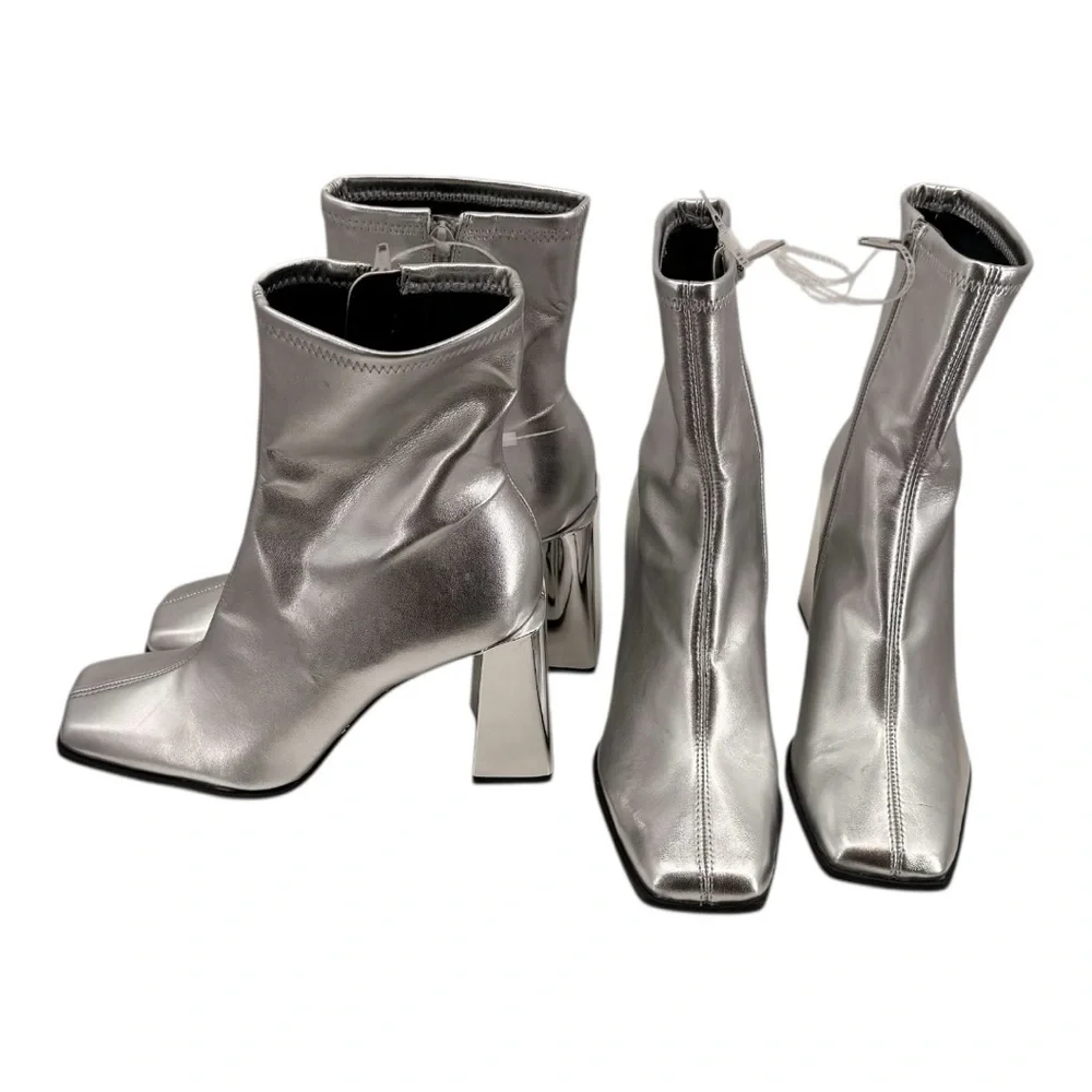 Gianni Bini Silver Metallic Block Heel Ankle Boots - Picture 9 of 15